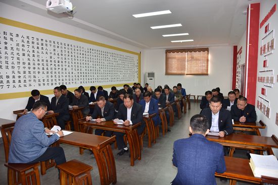 進(jìn)學(xué)堂 學(xué)黨章，守初心 擔(dān)使命——集團(tuán)黨總支開(kāi)展黨員開(kāi)放式組織生活19