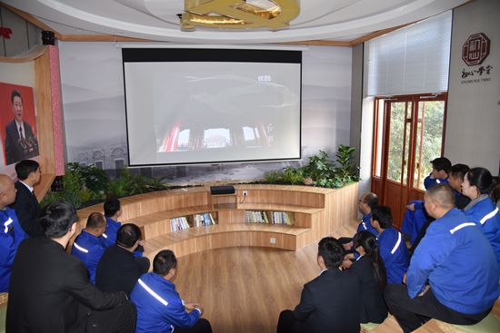 抓實主題教育 筑牢信仰之基 ——集團機關黨支部、重山思沃瑞全體黨員走進“初心學堂”參觀學習68