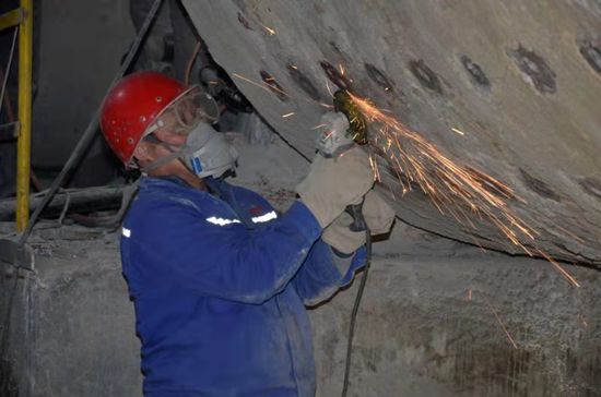 大修進(jìn)行時(shí)，這里有一群可愛的重山人.......95