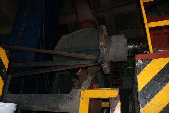 大修進(jìn)行時(shí)，這里有一群可愛的重山人.......95