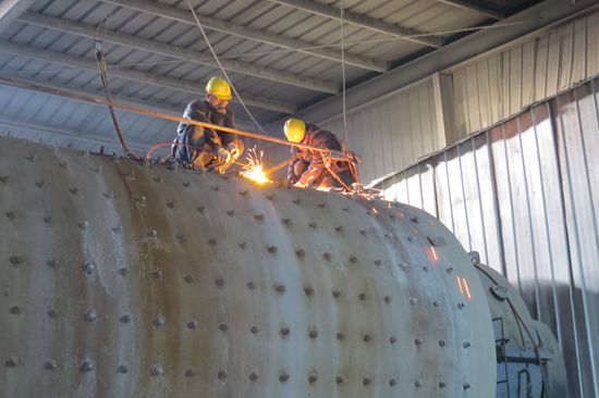 大修進(jìn)行時(shí)，這里有一群可愛的重山人.......95