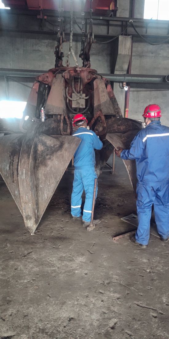 大修進(jìn)行時(shí)，這里有一群可愛的重山人.......95