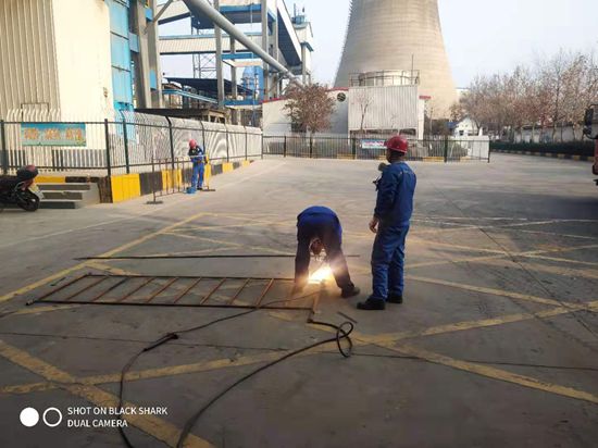 大修進(jìn)行時(shí)，這里有一群可愛的重山人.......95