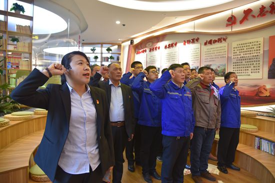 開展主題黨日活動 提升黨性修養(yǎng) ——魯中水泥、南韓學(xué)校黨支部黨員走進(jìn)初心學(xué)堂64