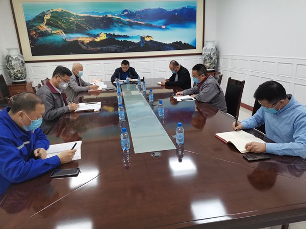 腳踏實地守初心  立足崗位履使命  ——重山光電、集團機關黨支部組織召開一季度黨員大會59