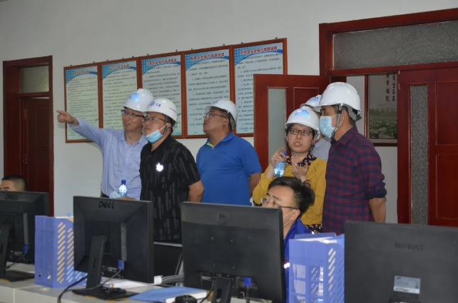 濟(jì)南大東環(huán)高速項(xiàng)目到魯中水泥參觀考察80