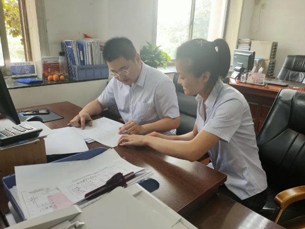 集團(tuán)運(yùn)營(yíng)中心組織制度督查39