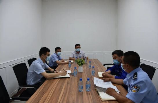 集團(tuán)召開(kāi)總經(jīng)理辦公會(huì)議34