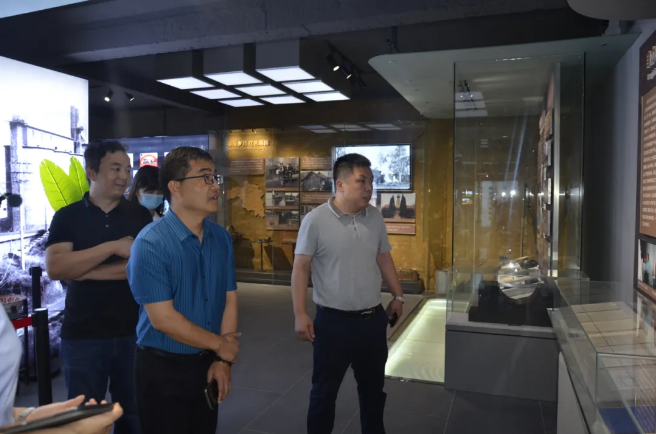 山東順達建材到魯中水泥參觀考察43