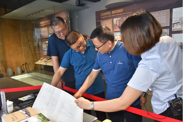 市檔案館領(lǐng)導(dǎo)到集團(tuán)調(diào)研指導(dǎo)工作81