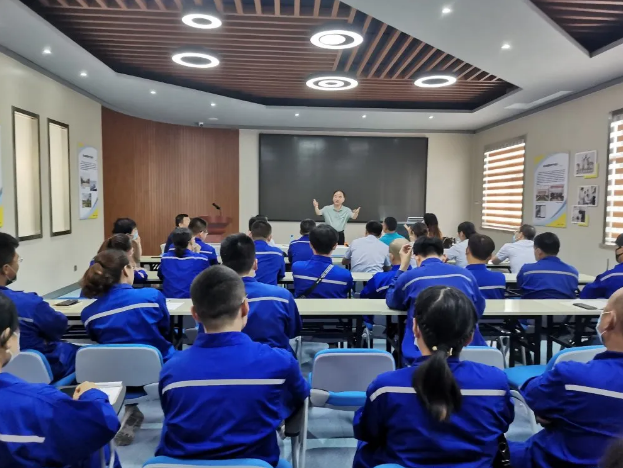 集團(tuán)組織辯論賽前培訓(xùn)43