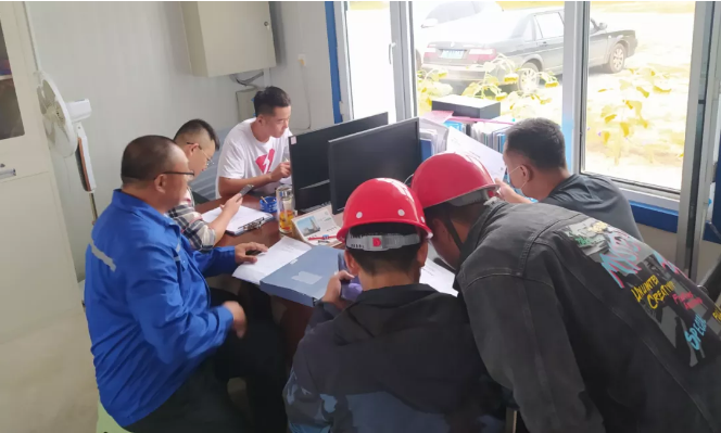 巴林左旗綜合執(zhí)法組 到鵬峰化工檢查指導(dǎo)工作91