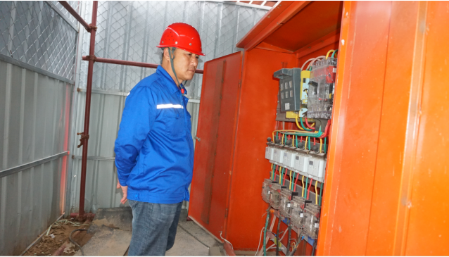 重山人·重山事｜沒(méi)有等出來(lái)的精彩 只有干出來(lái)的輝煌 ——記鵬峰化工項(xiàng)目部機(jī)電主任崔立標(biāo)73