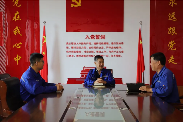 集團機關(guān)黨支部、重山光電黨支部召開支委會28