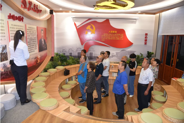 凝聚紅色力量 踐行初心使命——東劉村黨支部、泉子村黨支部走進(jìn)重山集團(tuán)79