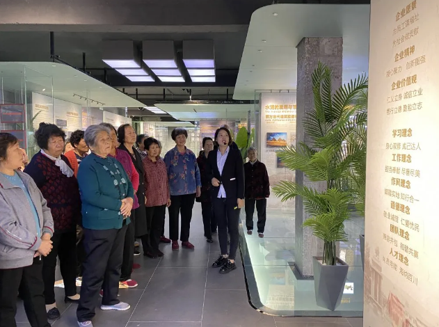 攜手奮進(jìn) 共創(chuàng)美好生活 ——企業(yè)開放日迎來第七批客人22