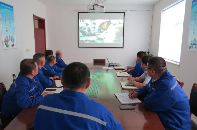 黃驊三陽組織集體學習98