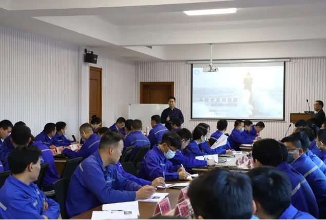 重山光電組織中基層干部培訓(xùn)62