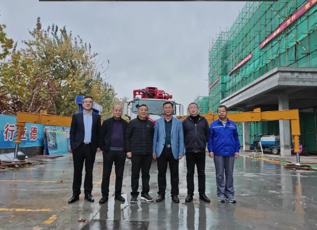 山東特普硼業(yè)工業(yè)儀表制造項(xiàng)目綜合樓封頂86